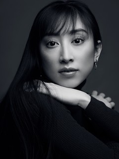 影山 茉以